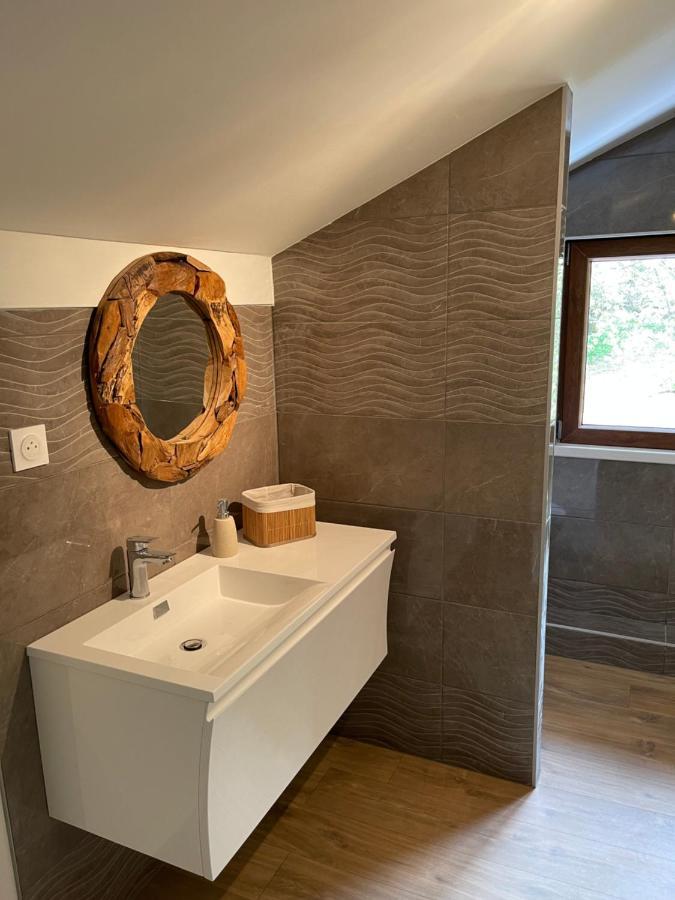 Chalet-Michel Avec Spa Montperreux Buitenkant foto